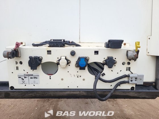 クローネ・ブルーズ冷凍セミトレーラー