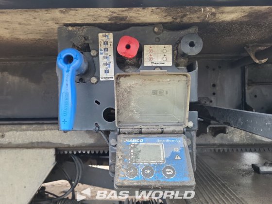 クローネ・ブルーズ冷凍セミトレーラー