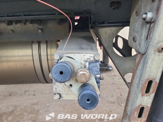 クローネ・ブルーズ冷凍セミトレーラー