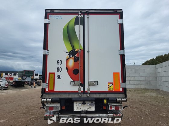 クローネ・ブルーズ冷凍セミトレーラー