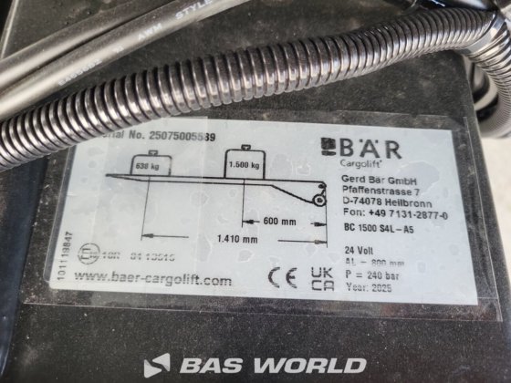 ルノー D 240 4X2 ワルサーボックスボディトラック