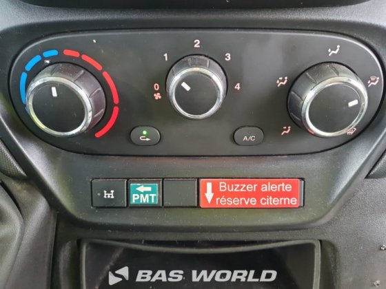 イヴェコ・デイリー 70C17 救急車