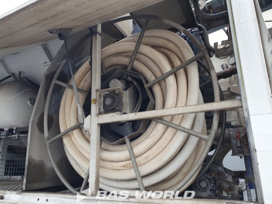 オーバーマット MSA 24.7 TR 液体モルタル施工