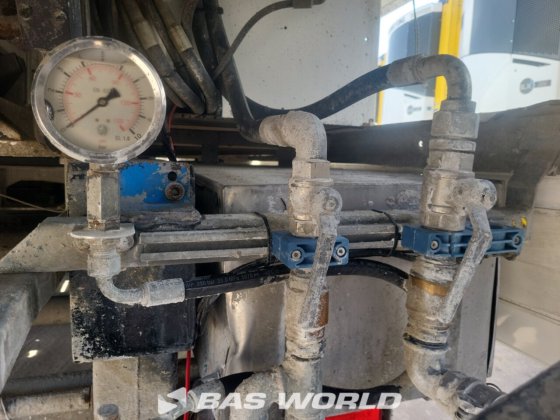 オーバーマット MSA 24.7 TR 液体モルタル施工