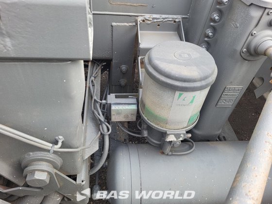 D-TECコンテナ・シャーシ