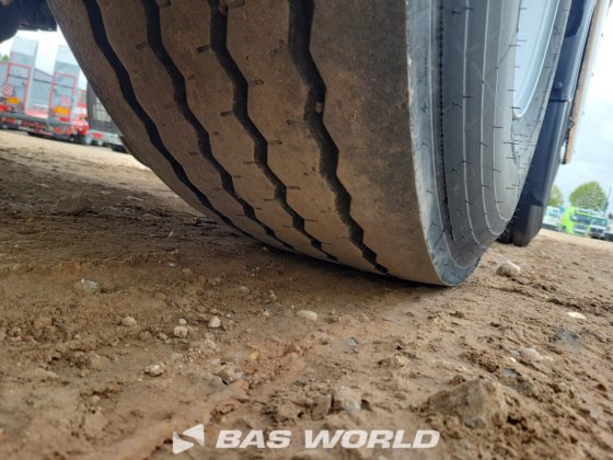 克拉克步行地板