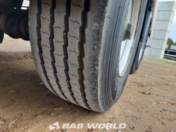 克拉克步行地板