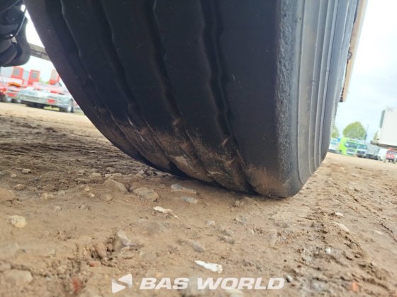 克拉克步行地板