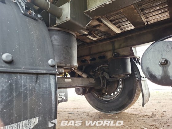 克拉克步行地板