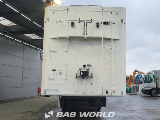 克拉克步行地板