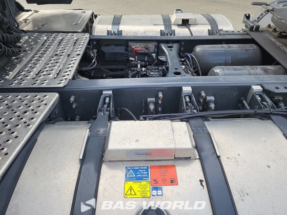 斯堪尼亚 S460 4X2 牵引车组