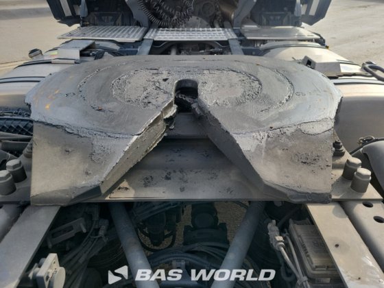 斯堪尼亚 S460 4X2 牵引车组