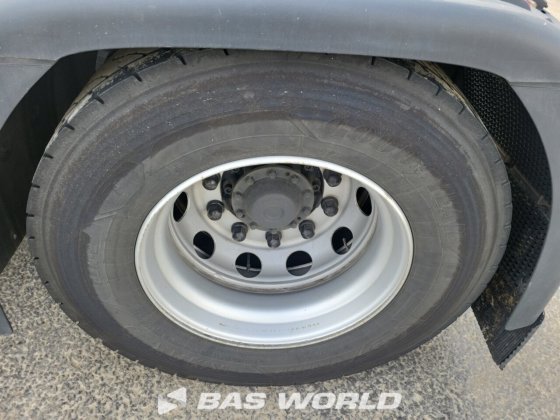 斯堪尼亚 S460 4X2 牵引车组