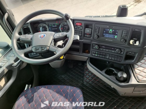 斯堪尼亚 S460 4X2 牵引车组