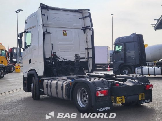 斯堪尼亚 S460 4X2 牵引车组