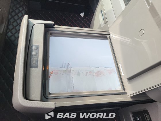 斯堪尼亚 S460 4X2 牵引车组