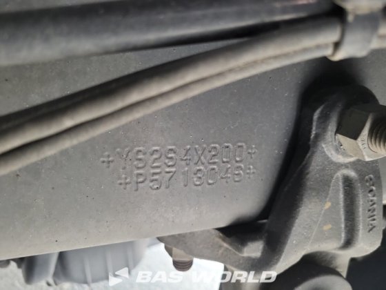 斯堪尼亚 S460 4X2 牵引车组