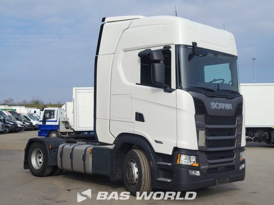 斯堪尼亚 S460 4X2 牵引车组