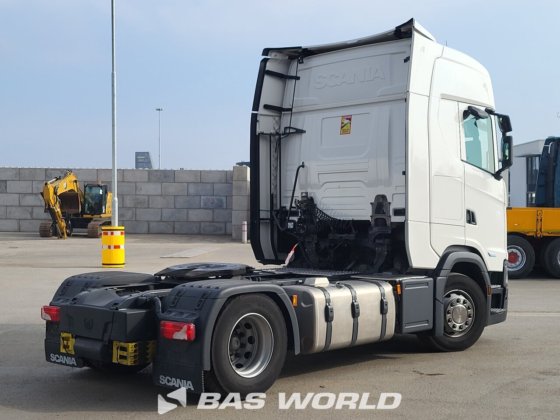 斯堪尼亚 S460 4X2 牵引车组