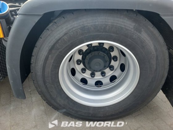 斯堪尼亚 S460 4X2 牵引车组