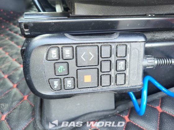 斯堪尼亚 S460 4X2 牵引车组