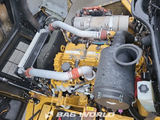 キャタピラー740 Bダンプトラック