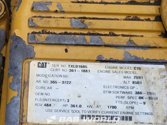 キャタピラー740 Bダンプトラック