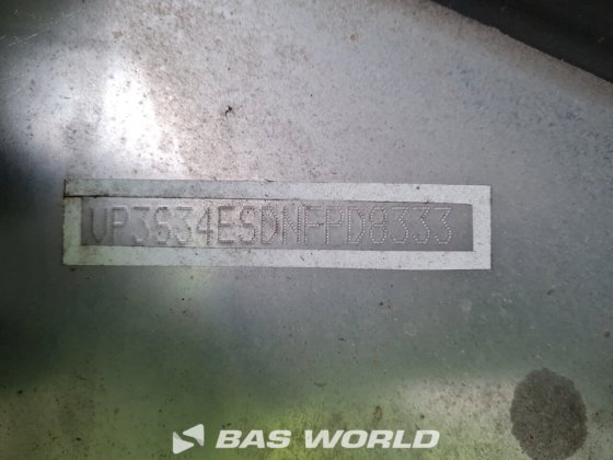 马扎尔坦克半拖车