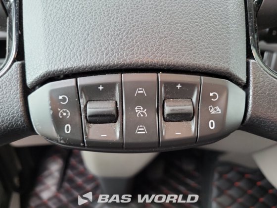 斯堪尼亚 S460 4X2 牵引车组