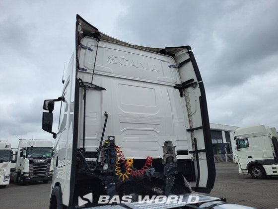 斯堪尼亚 S460 4X2 牵引车组