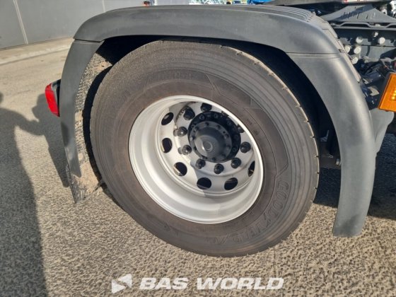 斯堪尼亚 S460 4X2 牵引车组