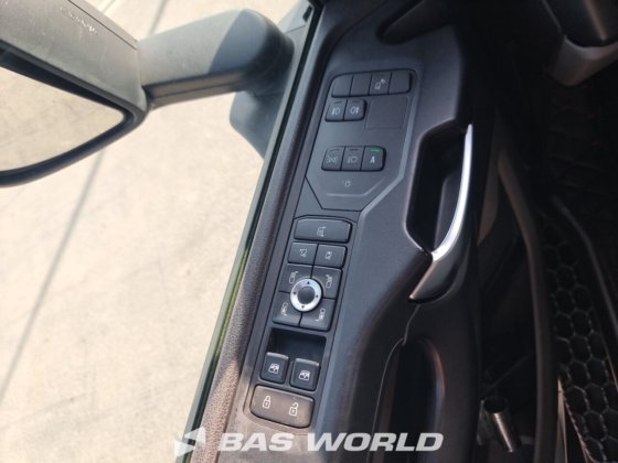 斯堪尼亚 S460 4X2 牵引车组