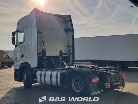 斯堪尼亚 S460 4X2 牵引车组