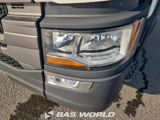 斯堪尼亚 S460 4X2 牵引车组