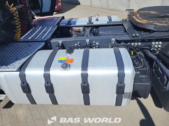 斯堪尼亚 S460 4X2 牵引车组