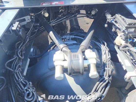 斯堪尼亚 S460 4X2 牵引车组