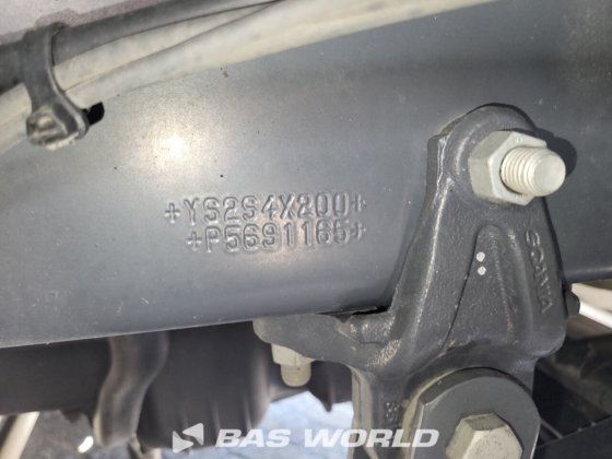 斯堪尼亚 S460 4X2 牵引车组