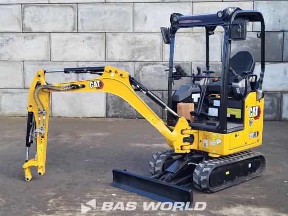 キャタピラー301.5 ミニショベル <10t