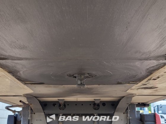 クローネ冷凍セミトレーラ