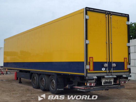 クローネ冷凍セミトレーラ