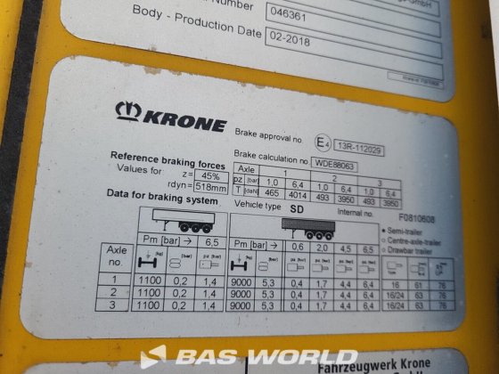 クローネ冷凍セミトレーラ