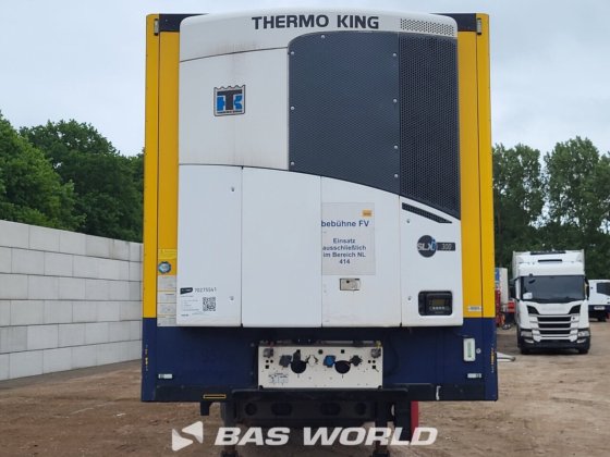 クローネ冷凍セミトレーラ