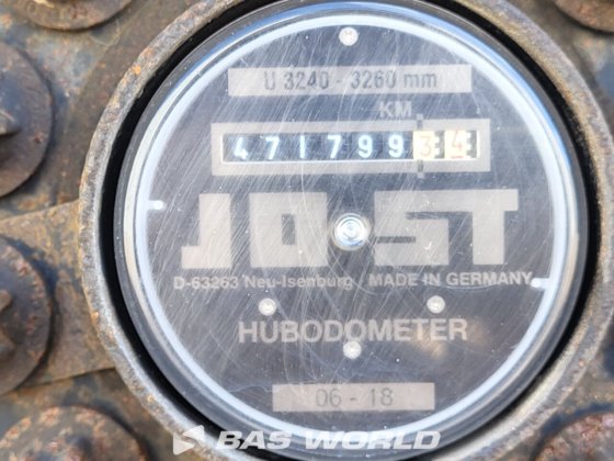 クローネ冷凍セミトレーラ