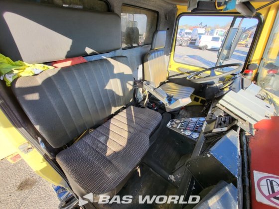 メルセデス・ウニモグ1650 4X4 アサローニ・バキュームトラック