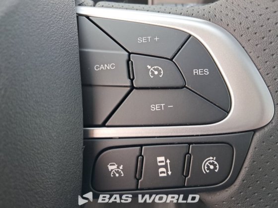 イヴェコ・デイリー 35C21 クローズド・ボックス・バン