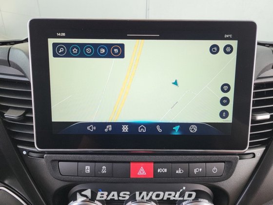 イヴェコ・デイリー 35C21 クローズド・ボックス・バン