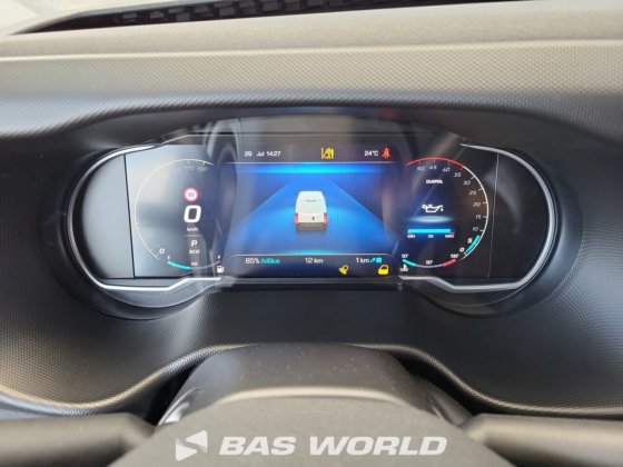 イヴェコ・デイリー 35C21 クローズド・ボックス・バン