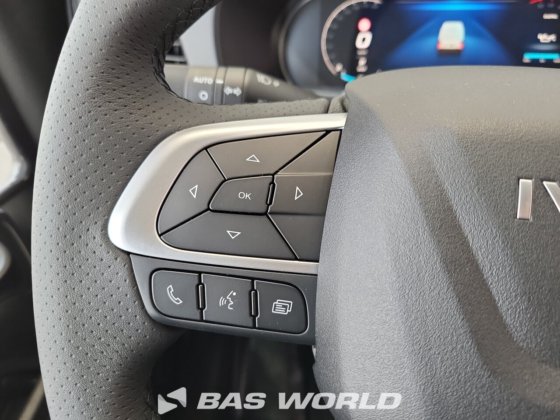 イヴェコ・デイリー 35C21 クローズド・ボックス・バン