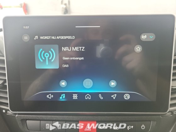 イヴェコ・デイリー 35C21 クローズド・ボックス・バン