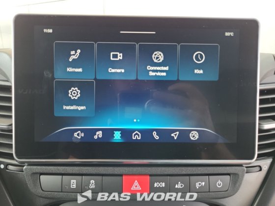 イヴェコ・デイリー 35C21 クローズド・ボックス・バン